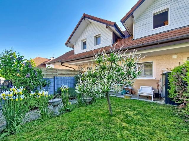 REIGNIER ÉSERY – Maison mitoyenne 105 m² – 3 chambres – jardin – double garage