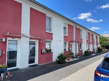 ReihCharmantes Reihenmittelhaus mit Garage in Koblenz Lützel komplett eingerichtet