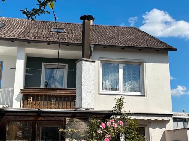 Reiheneckhaus mit Wintergarten & offenem Kamin von privat