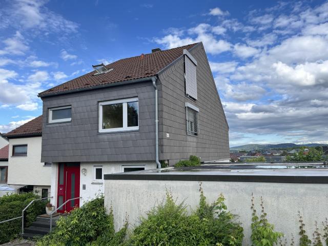 Reserviert [Reiheneckhaus mit Dachterrasse & Panoramablick – heller Traum für Familien]