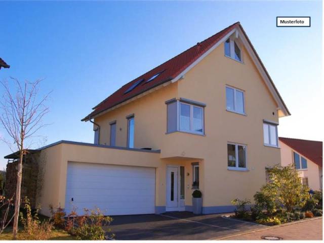 Reiheneckhaus in 47199 Duisburg, Schulstr