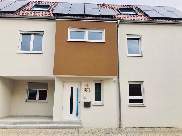 Reihenendhaus / Maisonette neuwertig
