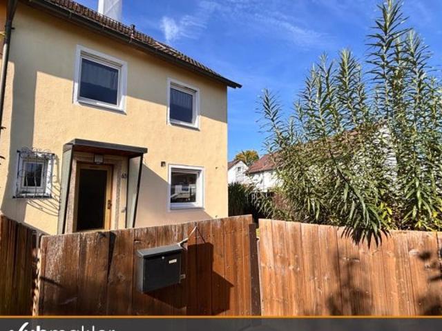 Reihenendhaus mit Garten, überdachter Terrasse & Pelletheizung in Marktredwitz
