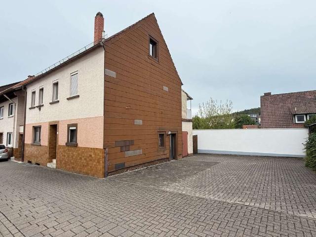 Reihenendhaus mit Potential in guter Lage