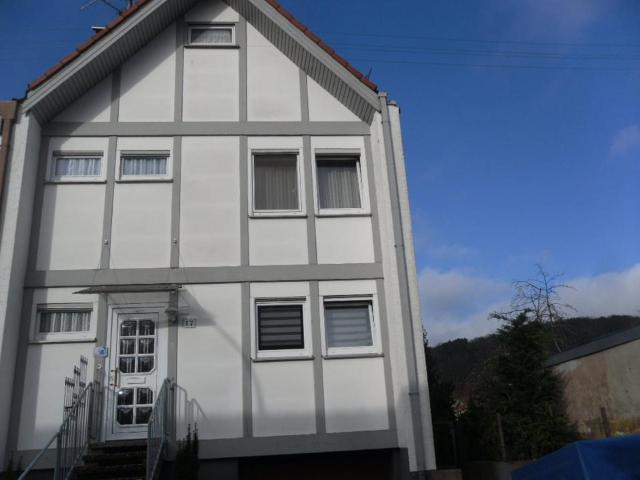 Reihenendhaus mit schönem Grundstück