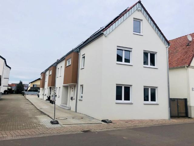 Reihenendhaus / Neuwertig!