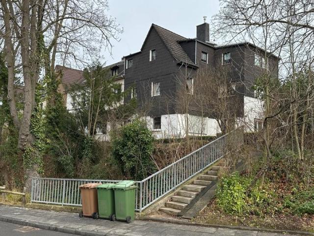 Reihenendhaus in Rheinbach Stadt! Zuletzt 31.200 EURJahr 4 WE