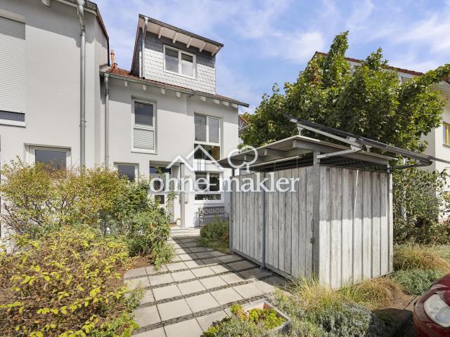 Reihenendhaus in Roßdorf mit 6 Zimmern, Terrasse und Garten: Platz für die ganze Familie
