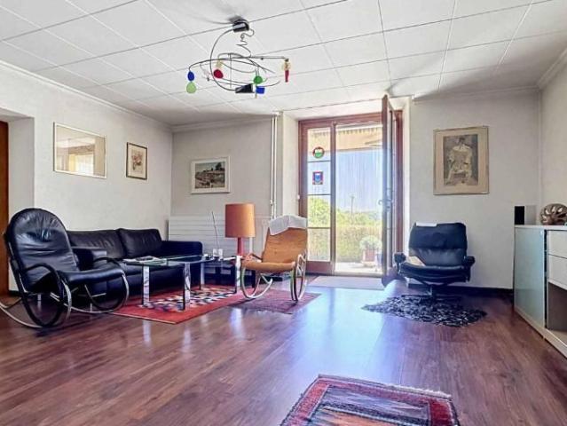 6.5 Zimmer Haus mit Ausbaupotenzial
