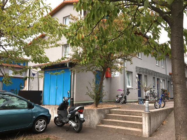 Reihenhaus mit 4 Zimmern und Terrasse mit Garten