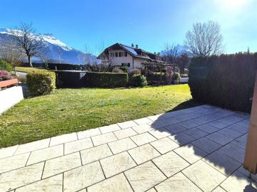 4,5 Zimmer Reihenhaus mit Terrasse, Garten und Garage in St Triphon/Ollon