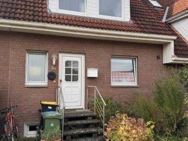 REIHENHAUS MIT MIETER – 5 % JAHRESMIETE – FINANZIERT SICH SELBST