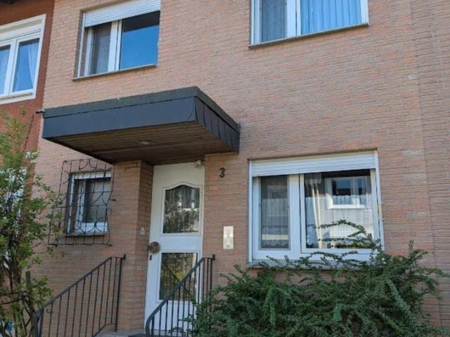 Reihenhaus mit Potenzial in guter Lage – Ausbaureserve inklusive