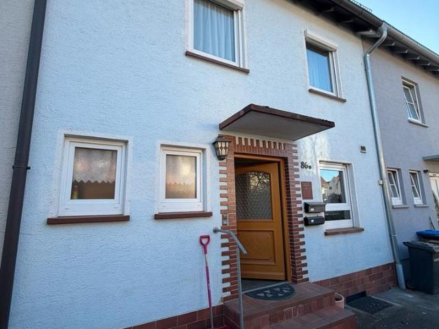 Reihenhaus Neu Ulm Pfuhl, 6 Zimmer, Garten, Garage