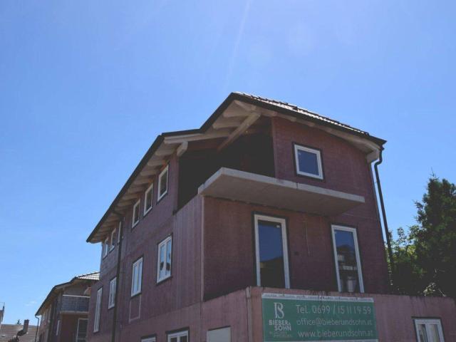 Reihenhaus in feiner, privater Anlage erweiterter Rohbau! PROVISIONSFREI
