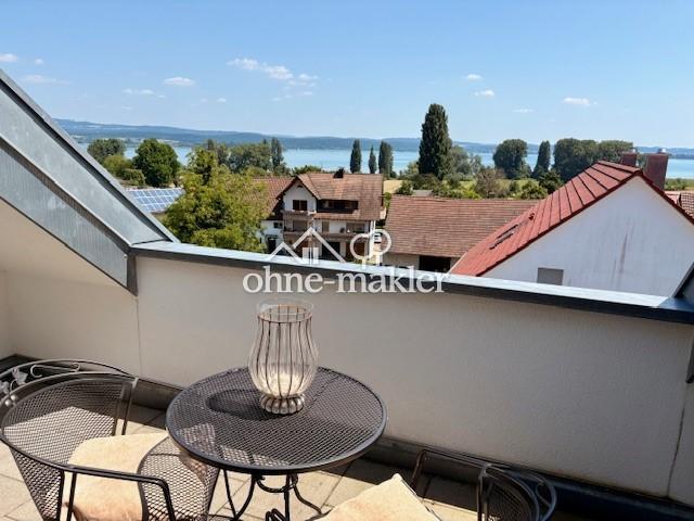 Leben, wo andere Urlaub machen modernes Reihenhaus mit traumhaften Seeblick auf der Höri