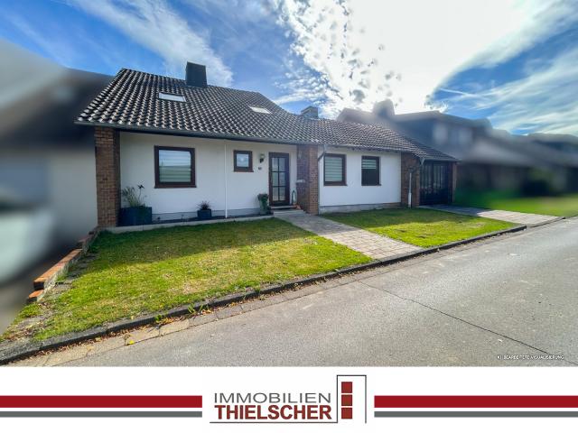 Reihenmittelhaus mit großem Garten und Garage in Baesweiler Setterich