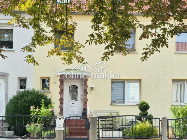 Reihenmittelhaus mit sonnigem Garten