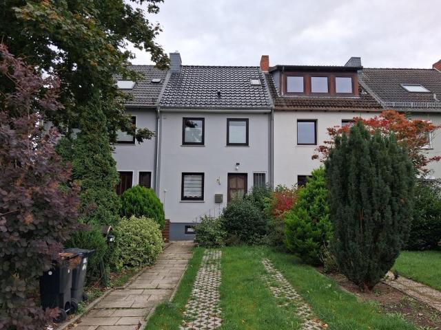 Reihenmittelhaus mit Stellplatz