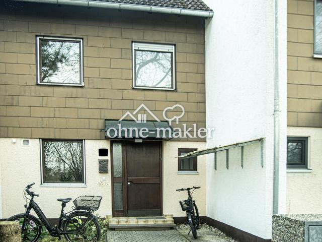 Reihenmittelhaus Oberhaunstadt Ingolstadt und 2 Garagen ohne Provision