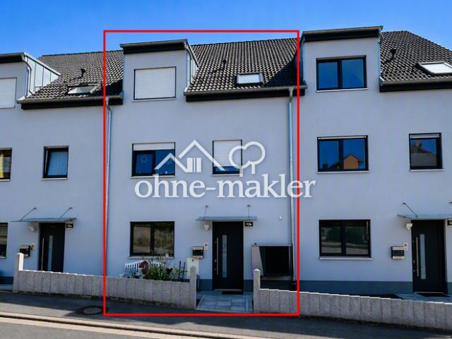 Reihenmittelhaus | ab 01.11.26 | 203 m² | Garten | 2 Garagen | EBK | Frensdorf