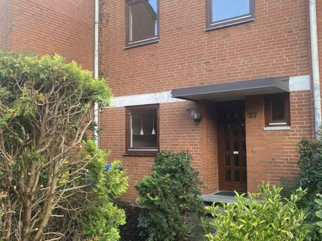 Reihenmittelhaus in Norderstedt mit Garten und Garage!