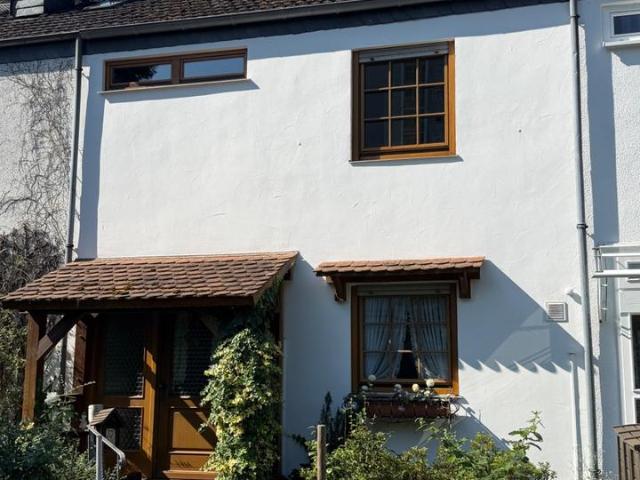 Reihenmittelhaus, in Heusenstamm, ohne Makler, Waldrandlage