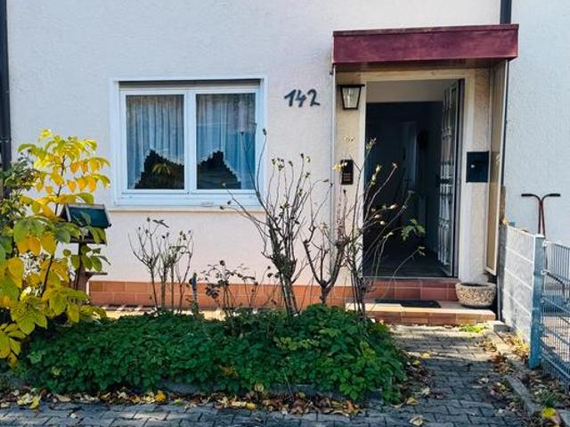 Reihenmittelhaus, Rennervationsbedürftig
