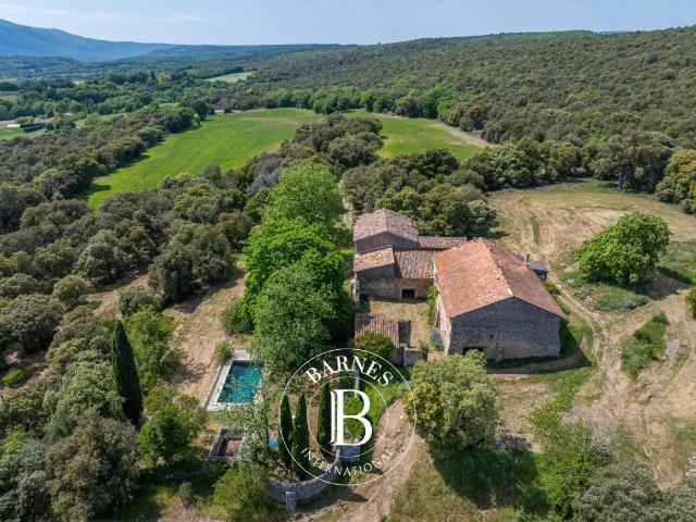 Reillanne Domaine 800m2 Dependances Piscine 65 Ha Vue P. 350m² Reillanne
