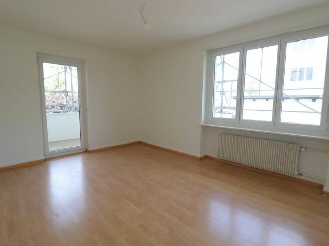 Reinach, Nähe Dorfzentrum moderne 3 Zimmerwohnung an der Alemannenstrasse