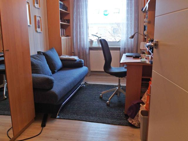 Reinbek: Schön geschnittene 2 2/2 Zimmer OG Wohnung Hein Immobilien