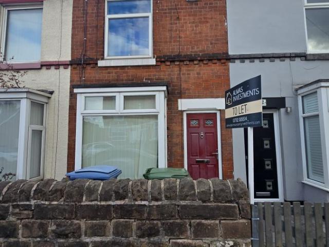 Reindeer Street, Mansfield NG18, 2 bed terraced house to rent, £800 pcm | PrimeLocation