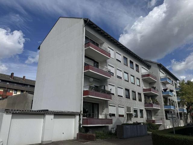 Reine Kapitalanlage. Anfragen nur per E Mail. Ab sofort 2 Zimmer Wohnung mit 2 Balkone