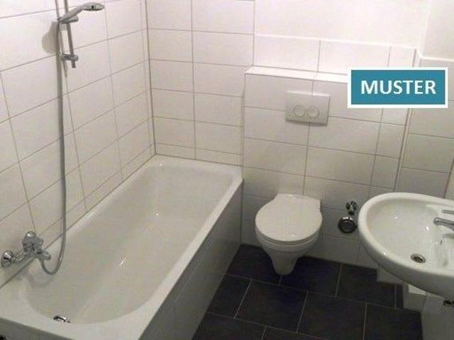Reinkommen und Wohlfühlen: praktische 3 Zimmer Wohnung
