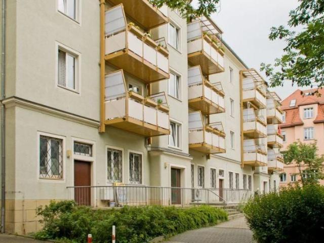 Reinkommen & Wohlfühlen! 3 RWE mit Balkon!