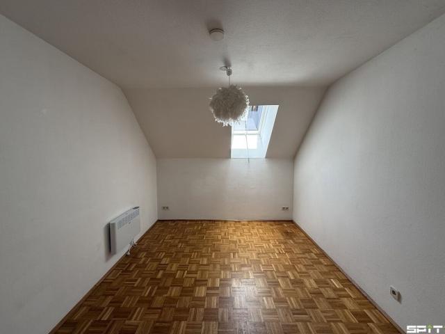 Reißeck / Unterkolbnitz: Großzügige 4 Zimmer Familienwohnung im 2. Og