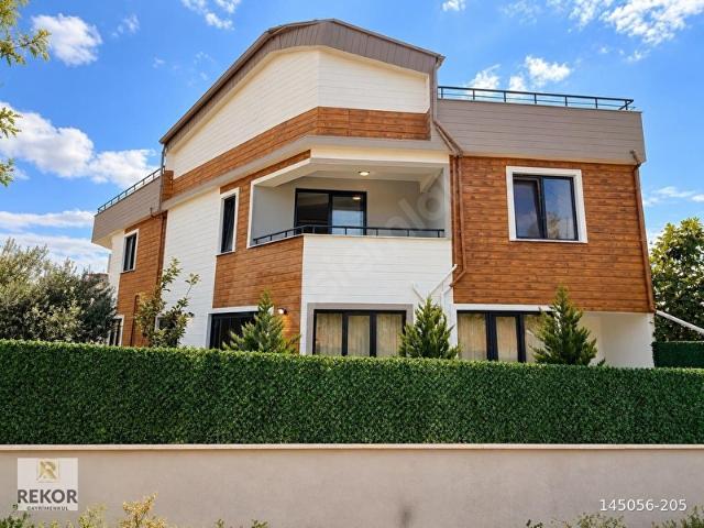 REKOR'DAN TUZCUMURAT'TA ÖNCEPHE MÜSTAKİL TADINDA ULTRA LUX BAHÇELİ 3+1 DUBLEKS
