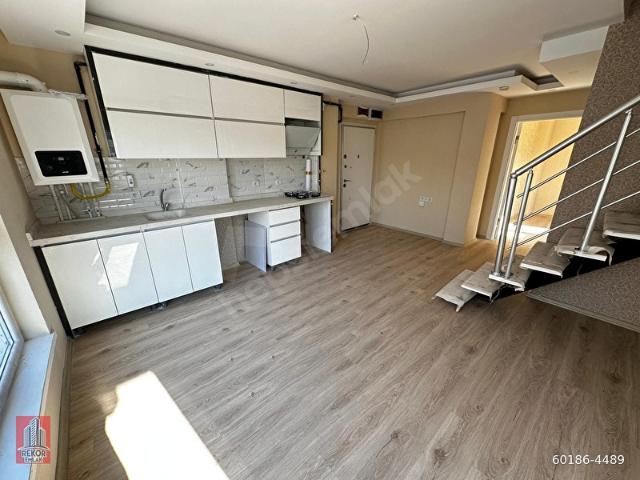REKOR'DAN ÇAMKORU SOKAK'TA SIFIR BİNADA SATILIK 3+1 DUBLEX DAİRE