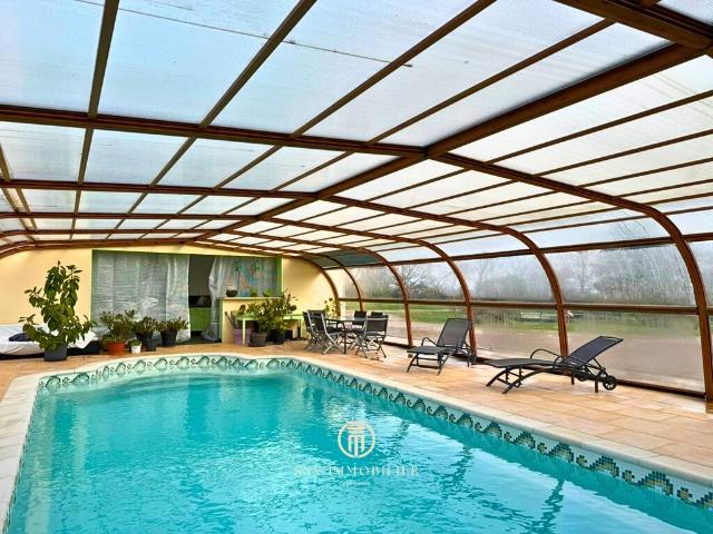 Relais de chasse et de pêche de prestige. 440m² Moulins