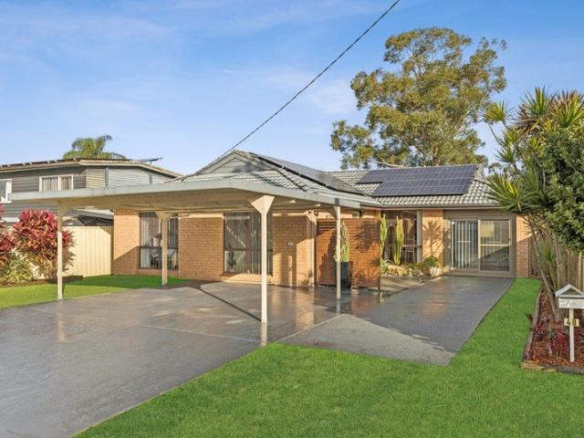 Relax, entertain and unwind in this feature packed family home