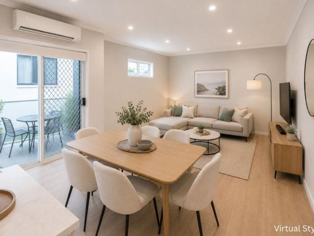 Relaxed Modern Living in a Sought After Coastal Setting