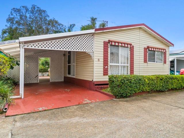 Unlock the Potential in This Charming Over 50's Retreat