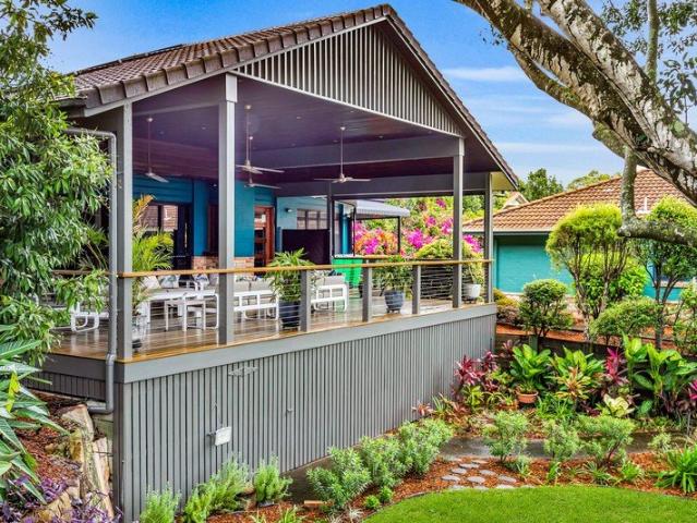 Relaxed Over 55s Living with Privacy, Community & Convenience