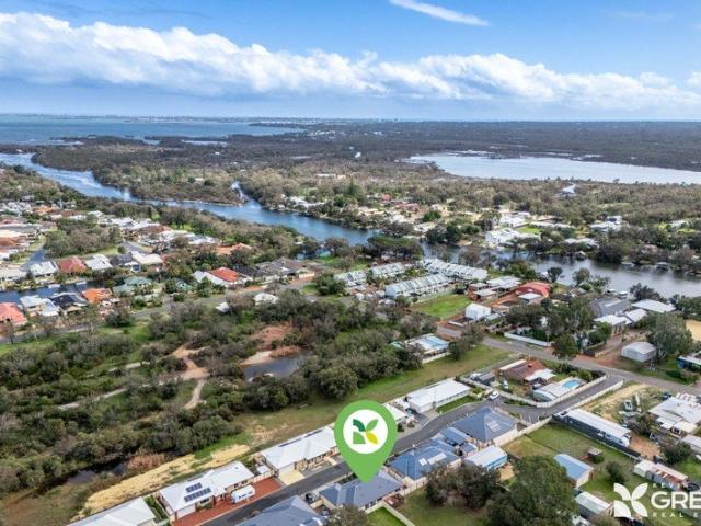 Relaxed Over 55s Living in a Secure Gated Community