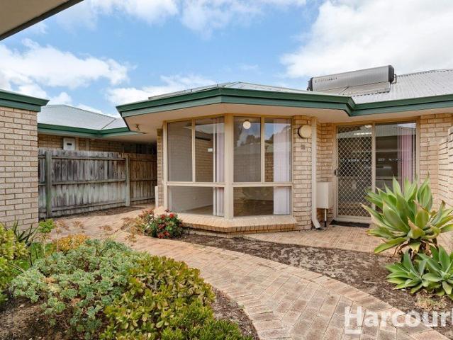 Relaxed Over 55s Living in Murray River Village