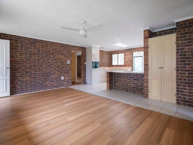 Relaxed Bargara Living with Space for the Whole Family