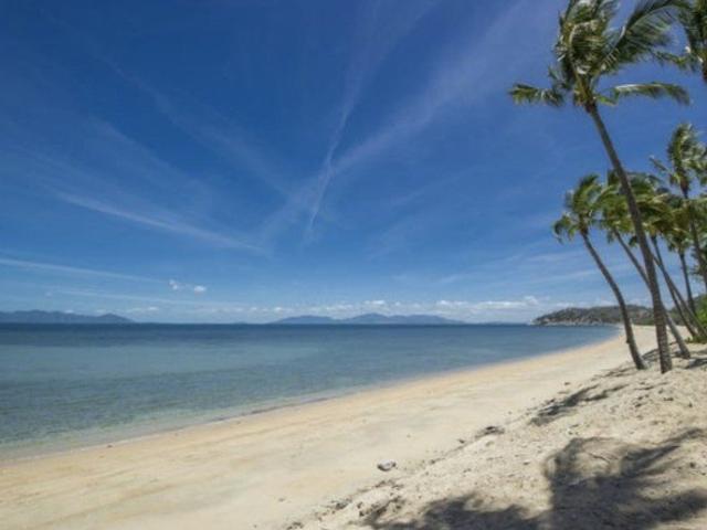 Relaxed Beachfront Living at Pure Magnetic Villas