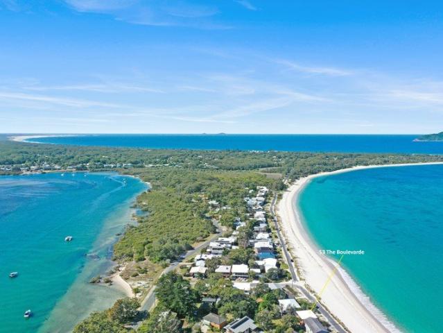 Relaxed Beachside Living at Winda Woppa