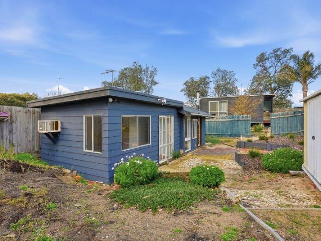 Relaxed Beachside Living Moments from Ninety Mile Beach