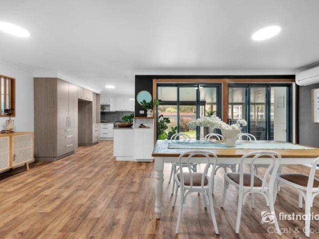 Relaxed Coastal Living in a Quiet Cul de Sac
